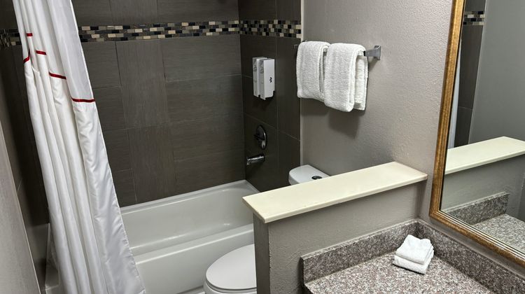 Red Roof Inn Birmingham – Highway 280 Room