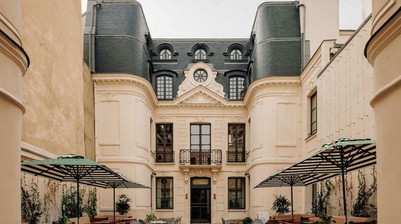 <b>Le Jardin De Verre by Locke Exterior</b>. Images powered by <a href="https://www.leonardoworldwide.com/" title="Leonardo Worldwide" target="_blank">Leonardo</a>.