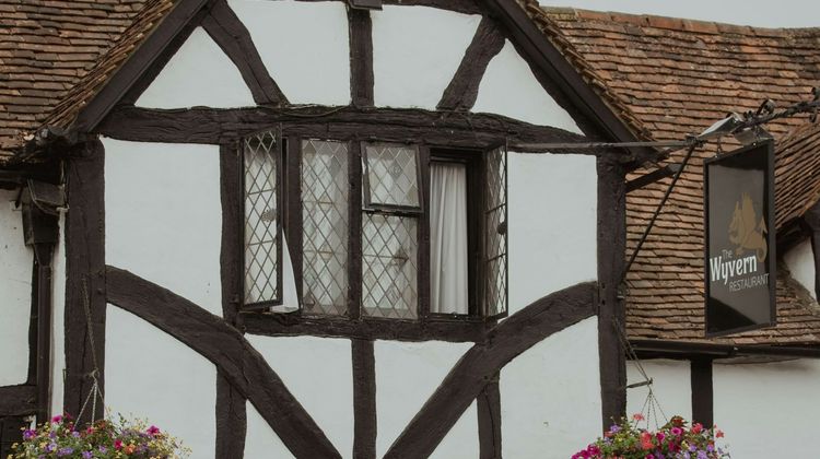 The Kings Arms Hotel Exterior