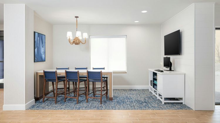 TownePlace Suites by Marriott Lobby