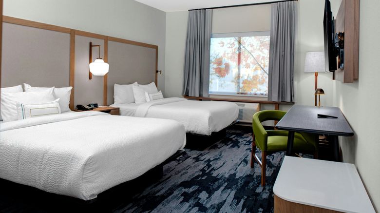 <b>Fairfield Inn & Suites Roanoke Salem Room</b>. Images powered by <a href="https://www.leonardoworldwide.com/" title="Leonardo Worldwide" target="_blank">Leonardo</a>.