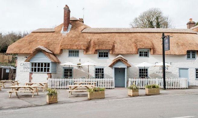 Lulworth Cove Inn Exterior