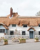 Lulworth Cove Inn