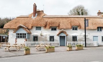 Lulworth Cove Inn
