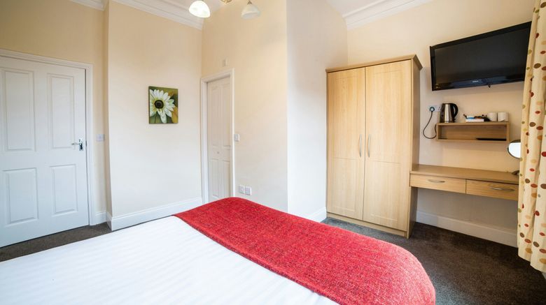 <b>OYO The Douglas Hotel Room</b>. Images powered by <a href="https://www.leonardoworldwide.com/" title="Leonardo Worldwide" target="_blank">Leonardo</a>.