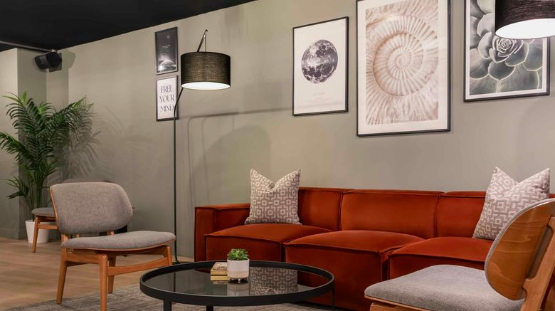 <b>Zedwell Underground Hotel Tottenham Ct Lobby</b>. Images powered by <a href="https://www.leonardoworldwide.com/" title="Leonardo Worldwide" target="_blank">Leonardo</a>.