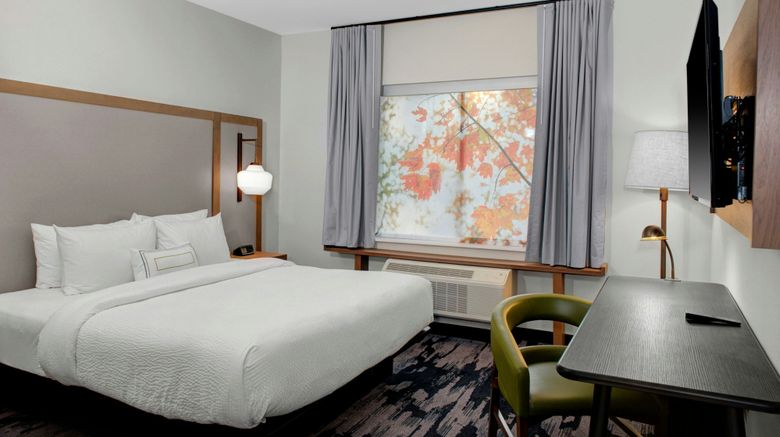 <b>Fairfield Inn & Suites Roanoke Salem Room</b>. Images powered by <a href="https://www.leonardoworldwide.com/" title="Leonardo Worldwide" target="_blank">Leonardo</a>.