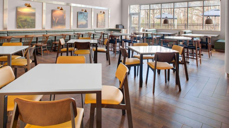 <b>Fairfield Inn & Suites Roanoke Salem Restaurant</b>. Images powered by <a href="https://www.leonardoworldwide.com/" title="Leonardo Worldwide" target="_blank">Leonardo</a>.