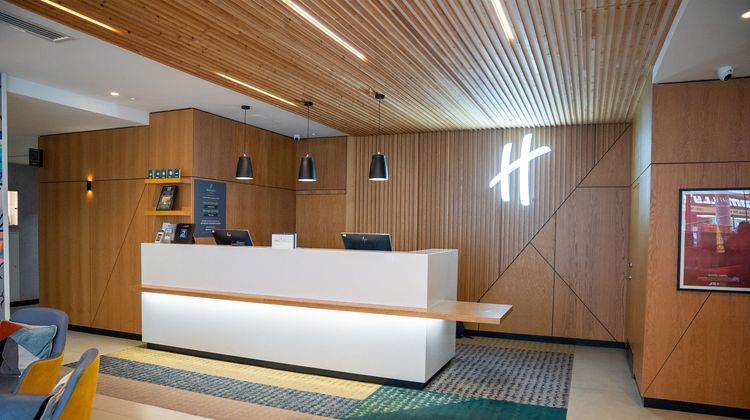 Holiday Inn London – Whitechapel Exterior