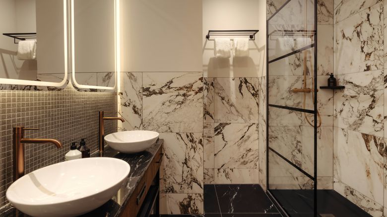 <b>The Manor Amsterdam, an Eden Hotel Room</b>. Images powered by <a href="https://www.leonardoworldwide.com/" title="Leonardo Worldwide" target="_blank">Leonardo</a>.