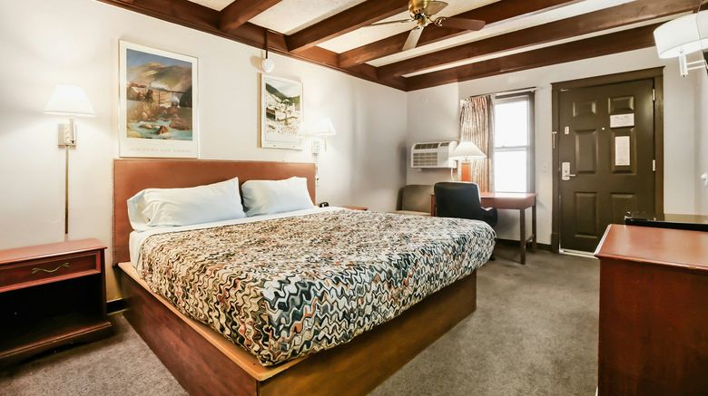 <b>Georgetown Lodge Room</b>. Images powered by <a href="https://www.leonardoworldwide.com/" title="Leonardo Worldwide" target="_blank">Leonardo</a>.