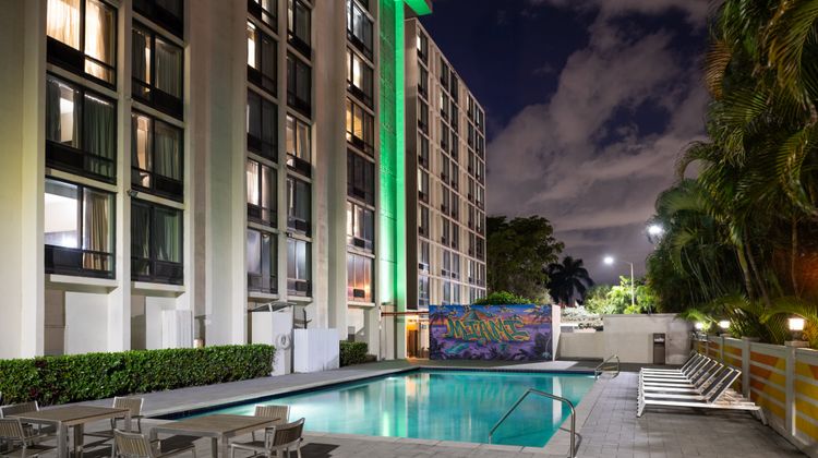 Holiday Inn Miami Int'l Airport Hotel Pool