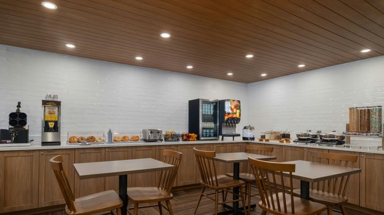 Fairfield Inn & Suites Clinton Restaurant