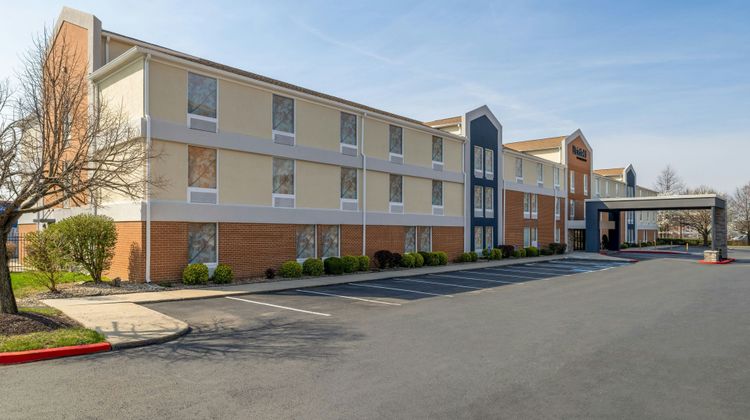 Fairfield Inn & Suites Clinton Exterior