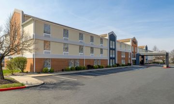 Fairfield Inn & Suites Clinton