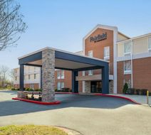 Fairfield Inn & Suites Clinton Lobby