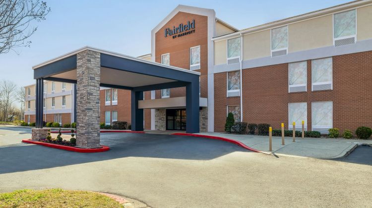 Fairfield Inn & Suites Clinton Lobby