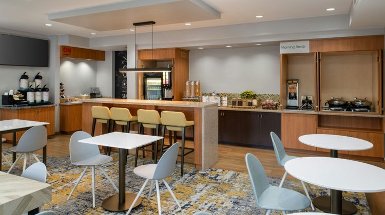 TownePlace Suites Redding Restaurant