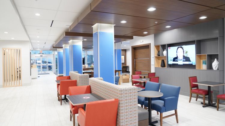 Holiday Inn Express & Stes Market Center Other