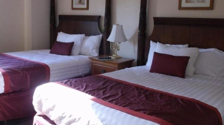 Lakeshore Resort & Marina Room