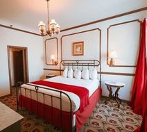 Mizpah Hotel Room