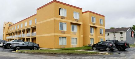 Copley Inn & Suites Exterior