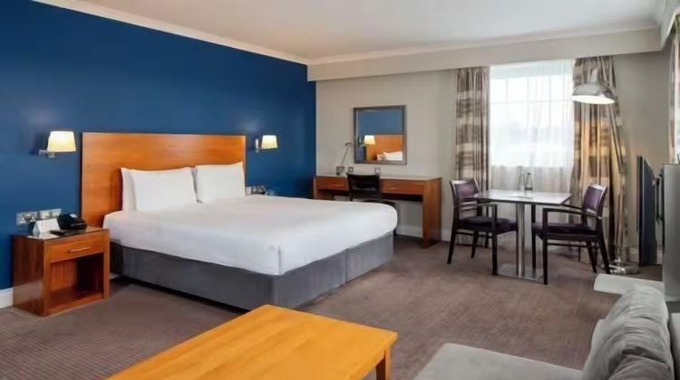 London Croydon Aerodrome Hotel Room