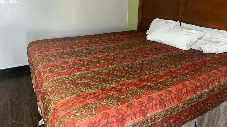 Capitol Inn Richmond Airport Room
