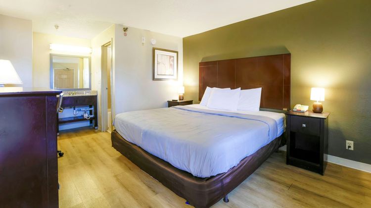 Copley Inn & Suites Room
