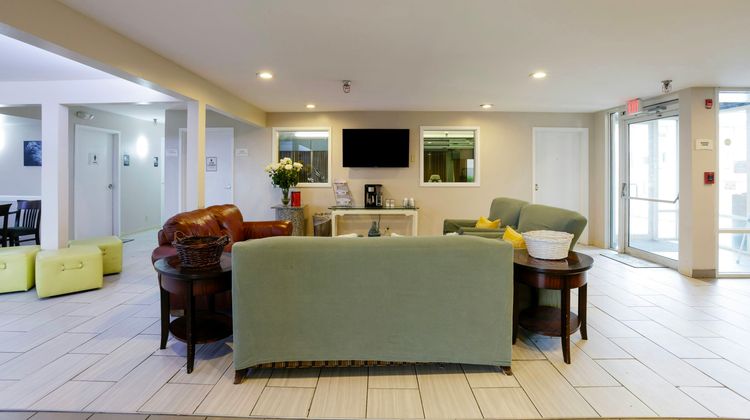 Copley Inn & Suites Lobby