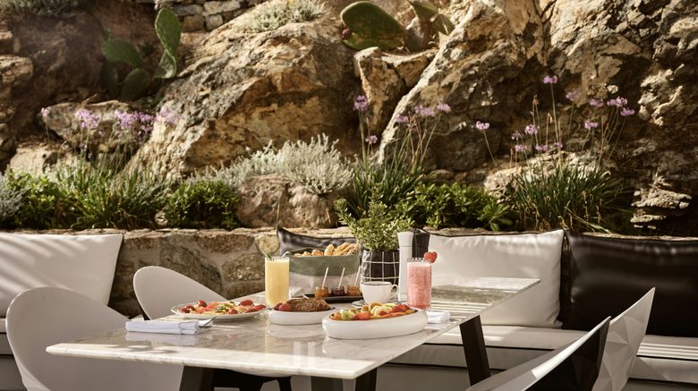 <b>Semeli Coast Mykonos Curio Restaurant</b>. Images powered by <a href="https://www.leonardoworldwide.com/" title="Leonardo Worldwide" target="_blank">Leonardo</a>.