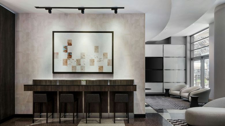 <b>Fairfield Inn & Suites Chicago Downtown Lobby</b>. Images powered by <a href="https://www.leonardoworldwide.com/" title="Leonardo Worldwide" target="_blank">Leonardo</a>.