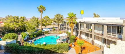 Townhouse Barstow On Rte 66 Exterior