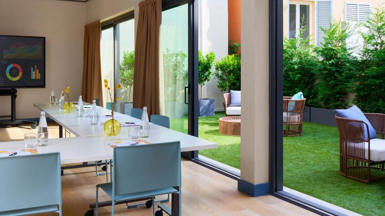 Nemi Hotel Milan Meeting
