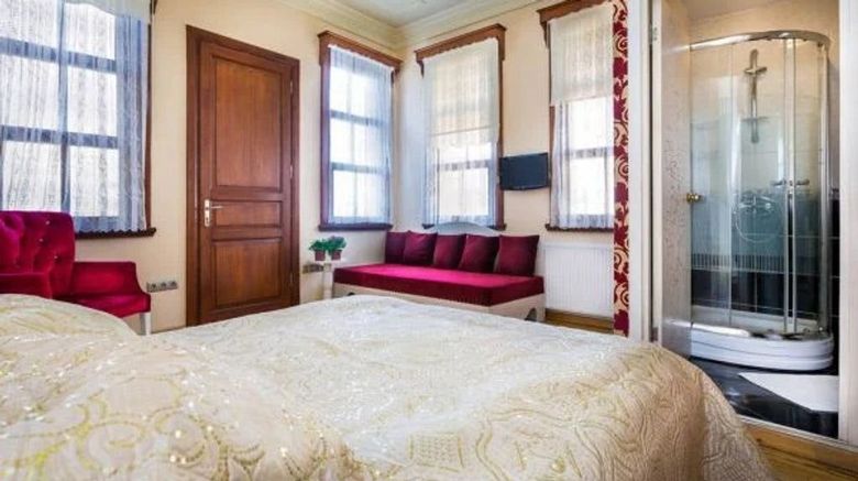 <b>Yali Butik Otel Room</b>. Images powered by <a href="https://www.leonardoworldwide.com/" title="Leonardo Worldwide" target="_blank">Leonardo</a>.
