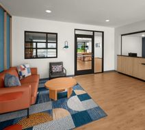 StudioRes by Marriott Mesa Lobby