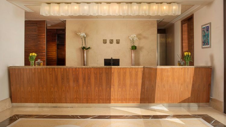 UNAHOTELS Deco Roma Lobby