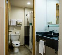 Hotel Mision Express Durango Room