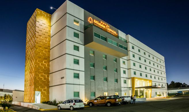 Hotel Mision Express Durango Exterior