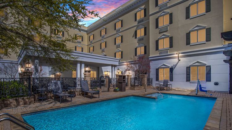 Candlewood Suites Mobile Downtown Pool