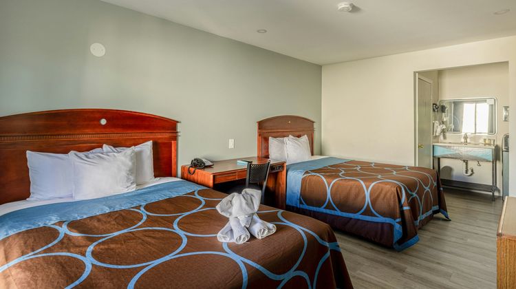 Townhouse Barstow On Rte 66 Room