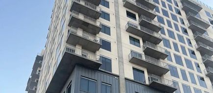 AVE Phoenix Sky Exterior