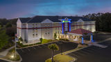 Holiday Inn Express Exterior