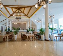 PrideInn Flamingo Beach Resort & Spa Lobby