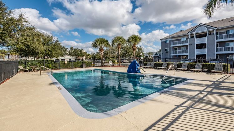 HomeTowne Studios Orlando South Pool