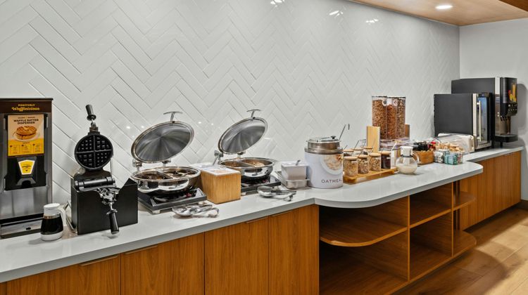 Fairfield Inn and Suites Restaurant