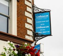 CiTiHotel London Luton Exterior