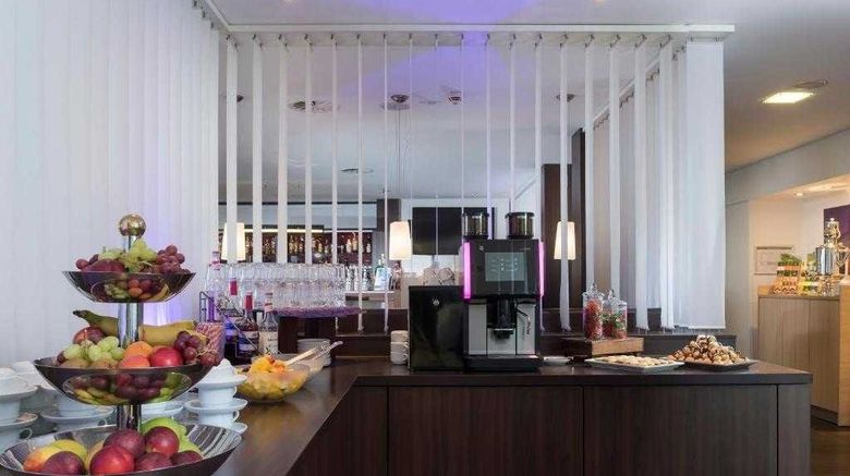 <b>Sunday Hotel Bielefeld Johannisberg Room</b>. Images powered by <a href="https://www.leonardoworldwide.com/" title="Leonardo Worldwide" target="_blank">Leonardo</a>.