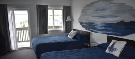 Lighthouse Cove Inn Room