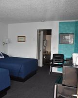 Lighthouse Cove Inn